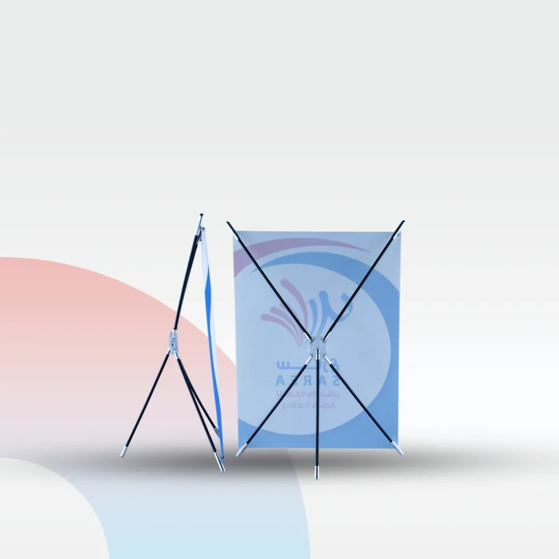 استاند X أسود صغير 40×30 سم لعرض إعلاني أنيق على الطاولات والمكاتب**